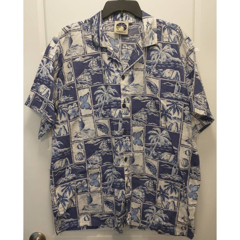 Armadillo Hawaiian Ocean Butterfly Button Down Shirt. Men's XL. Blue/White.